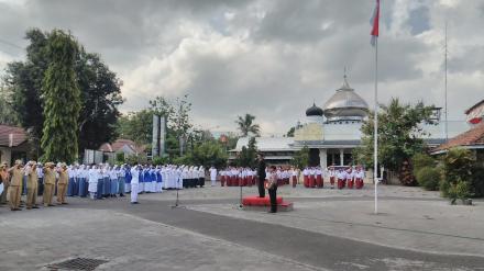 UPACARA PENGETAN SOEMPAH PEMOEDA